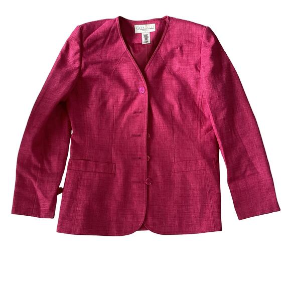 First Issue Skirt Suit - Picture 4 of 12